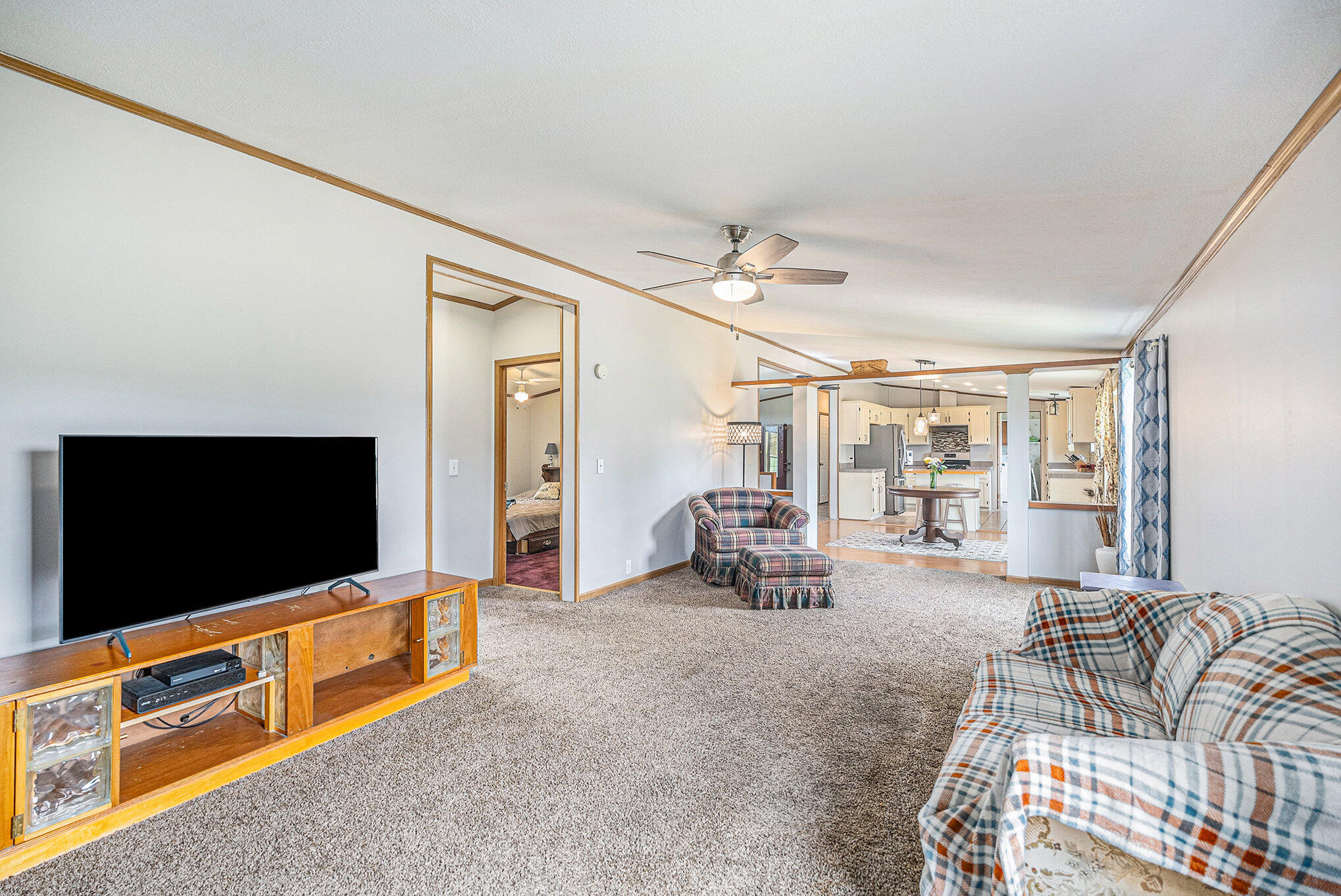 13782 Tuttle Hill Road Milan, MI 48160 - Photo 7 of 29 010_a7s00243