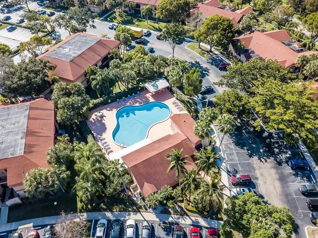 $2,450 | 2738 Carambola Circle South, Unit 1913, Coconut Creek, FL 33066