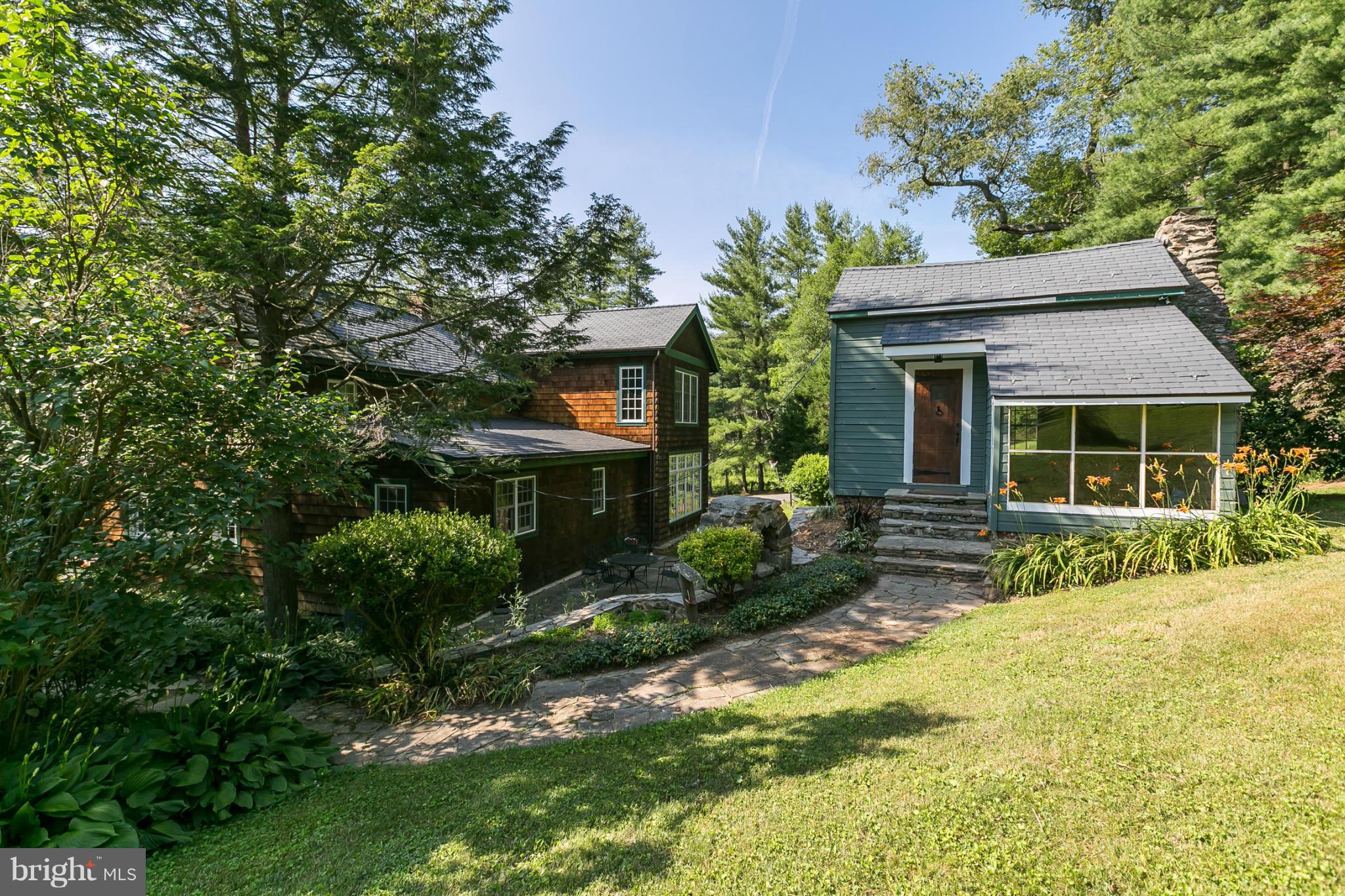 16903 Falls Road Upperco, MD 21155 - Photo 4 of 22 Exterior (General)