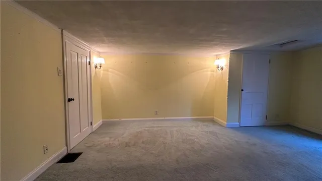 $2,300 | 4942 Bakerstown Culmerville Road, Tarentum, PA 15084