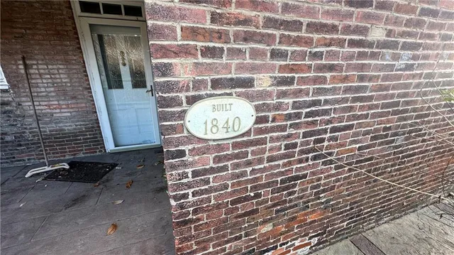 $2,300 | 4942 Bakerstown Culmerville Road, Tarentum, PA 15084