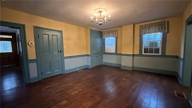 $2,300 | 4942 Bakerstown Culmerville Road, Tarentum, PA 15084