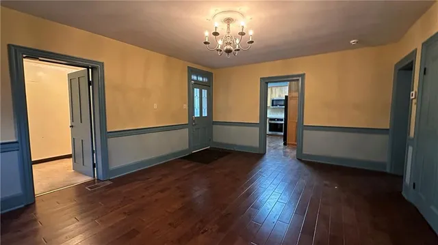 $2,300 | 4942 Bakerstown Culmerville Road, Tarentum, PA 15084