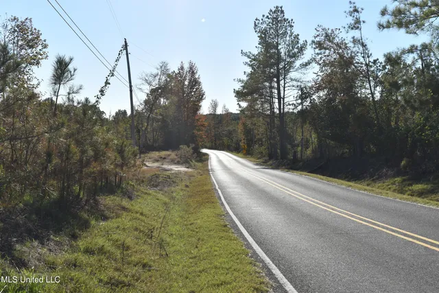 $65,000 | 2 Marianna Road, Holly Springs, MS 38635