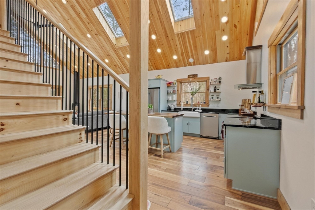 26 Pearl Road Ashburnham, MA 01430 - Photo 19 of 42