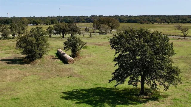 $150,000 | 1429 County Road 1429, Covington, TX 76636