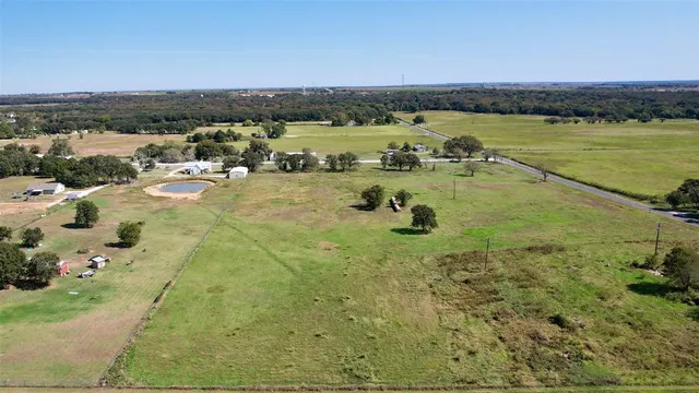 $150,000 | 1429 County Road 1429, Covington, TX 76636