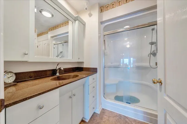 $1,450,000 | 362 Carrs Point Lane, Moneta, VA 24121