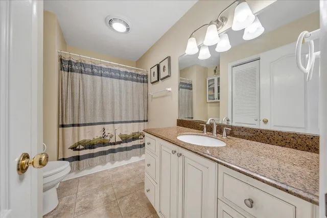 $1,450,000 | 362 Carrs Point Lane, Moneta, VA 24121