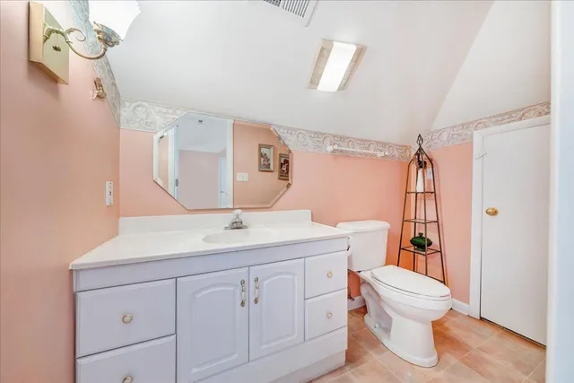 $1,450,000 | 362 Carrs Point Lane, Moneta, VA 24121