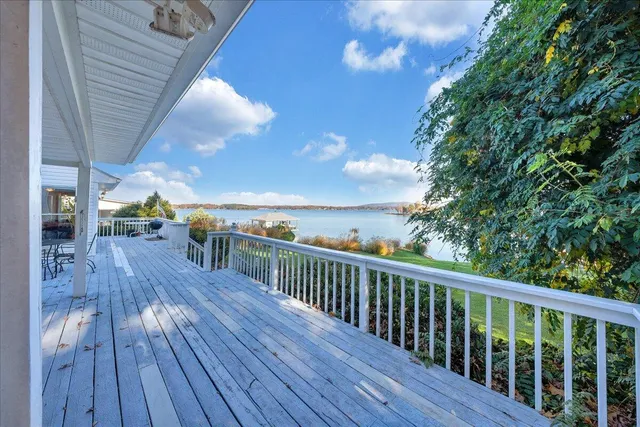 $1,450,000 | 362 Carrs Point Lane, Moneta, VA 24121