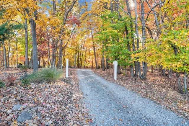 $1,450,000 | 362 Carrs Point Lane, Moneta, VA 24121