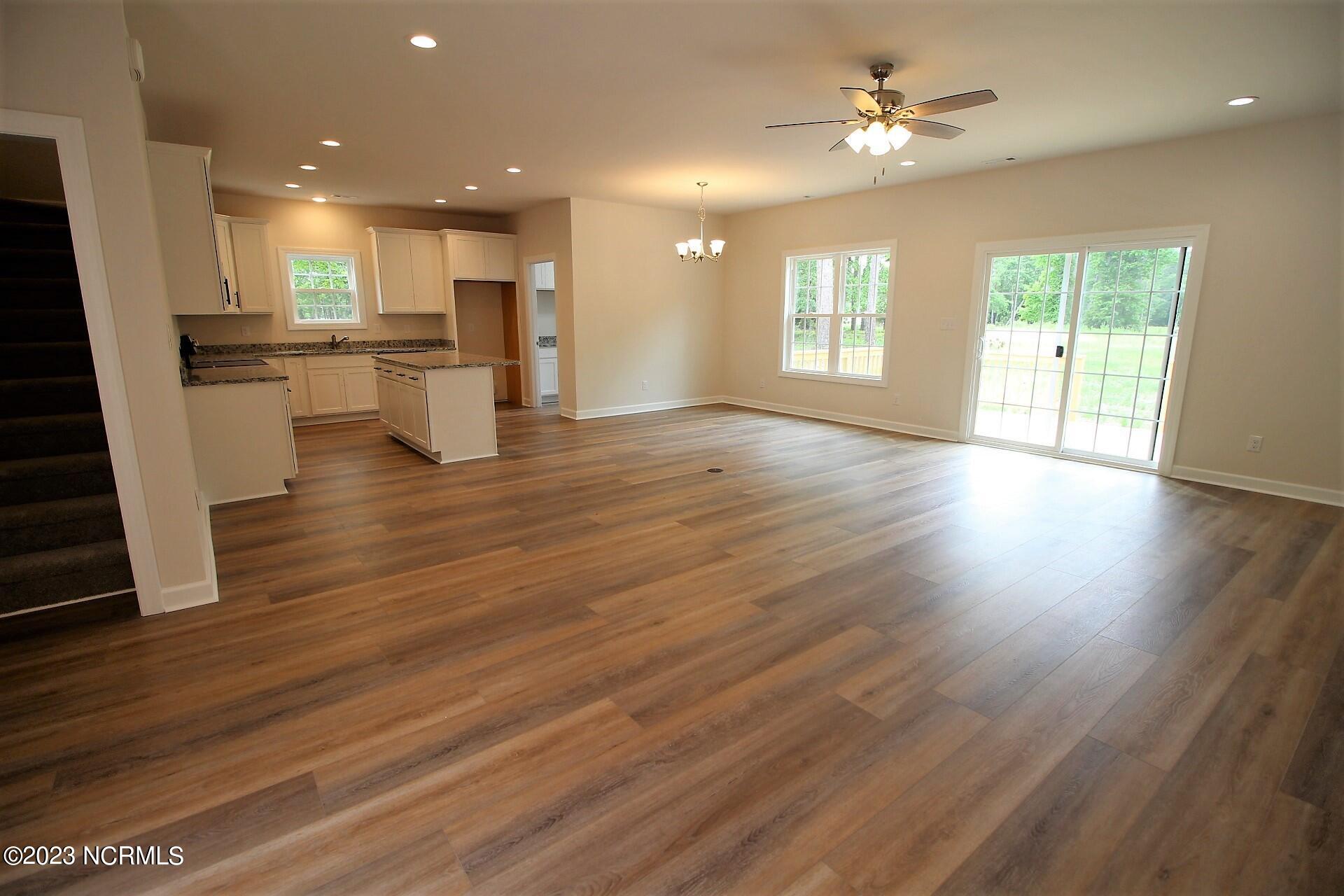 825 West Firetower Road Swansboro, NC 28584 - Photo 5 of 46 IMG_7513