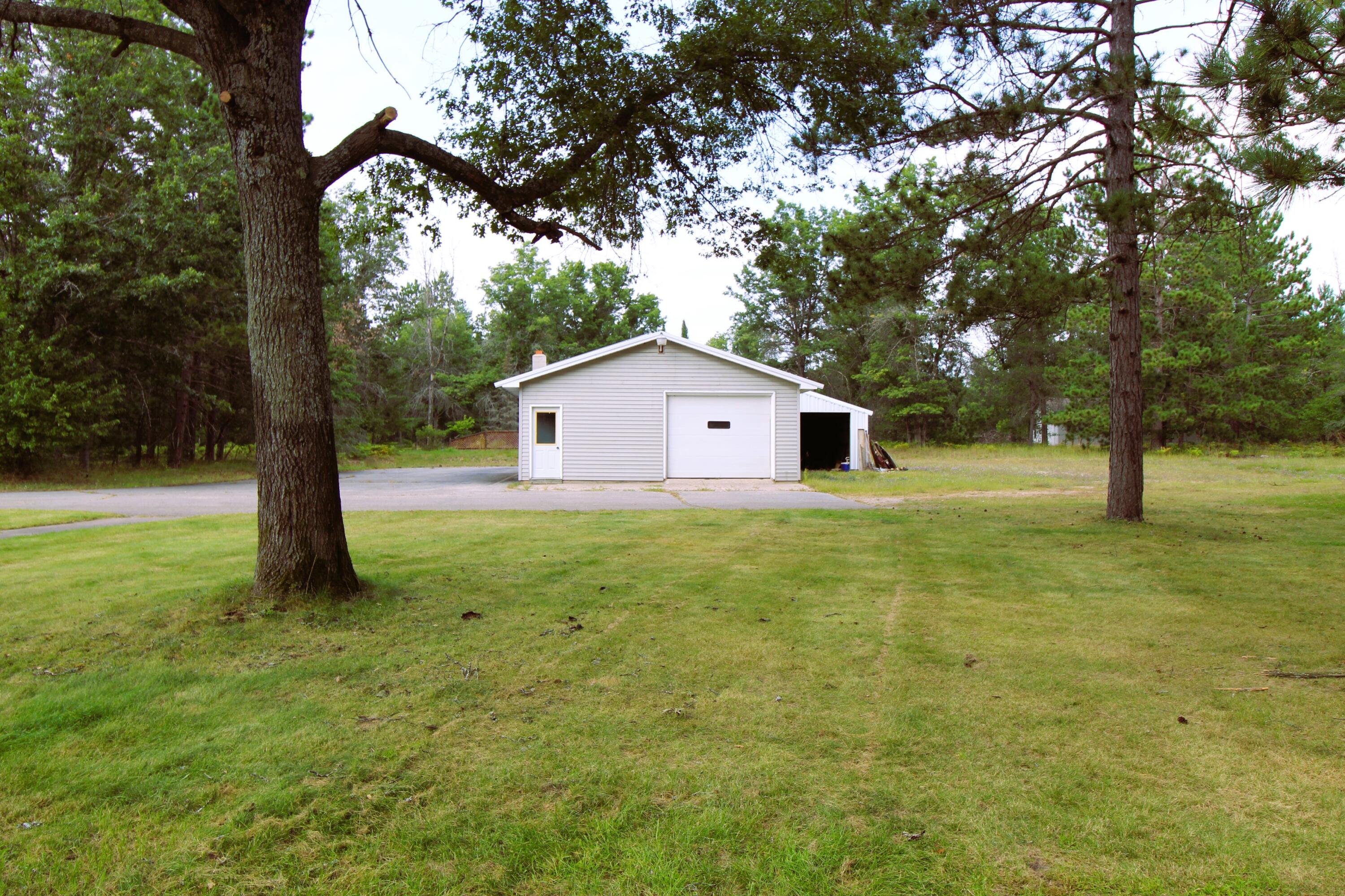 11241 Billman Road Roscommon, MI 48653 - Photo 7 of 49 Gallery Image 7