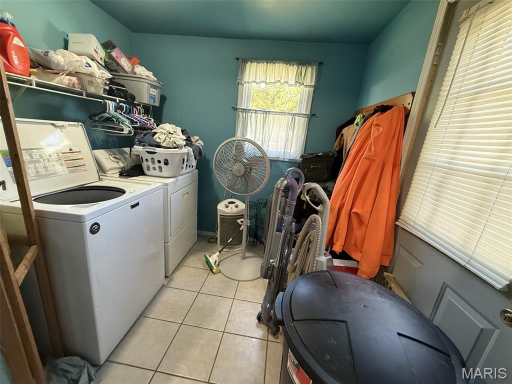 415 North Elm Street St. Elmo, IL 62458 - Photo 11 of 14