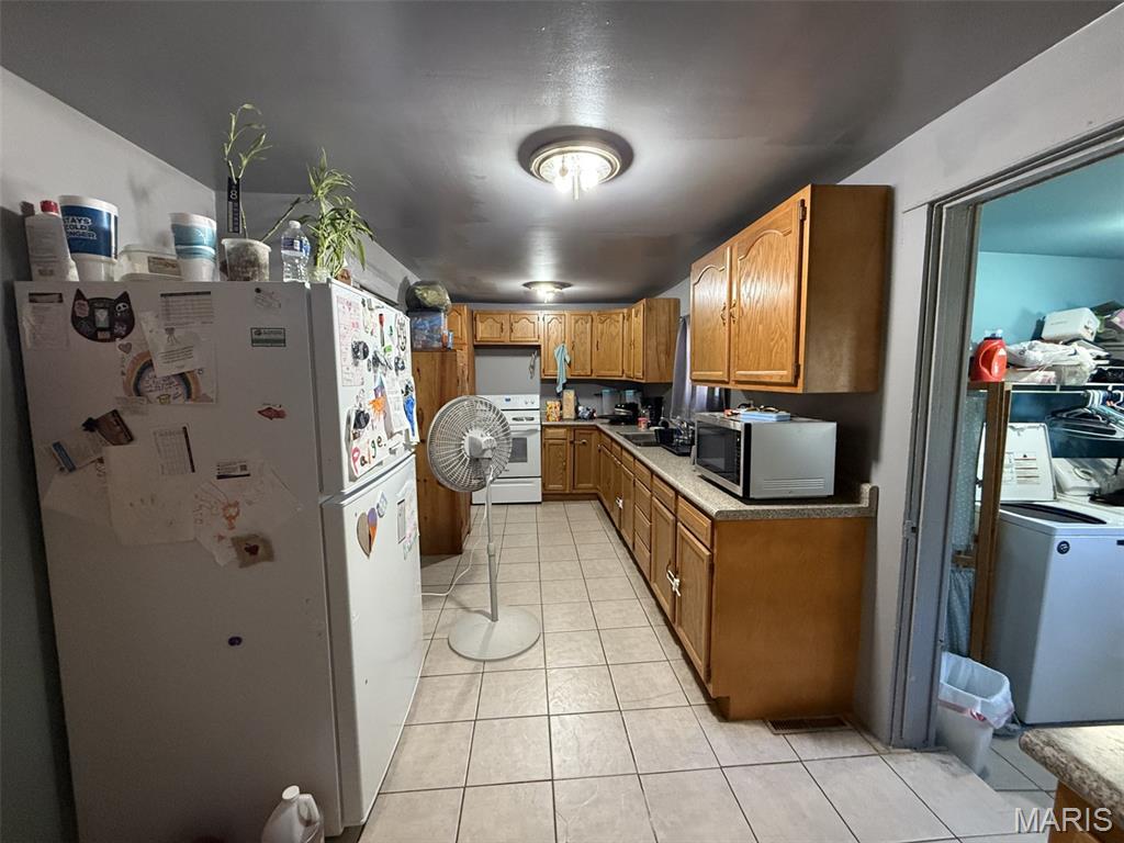 415 North Elm Street St. Elmo, IL 62458 - Photo 4 of 14