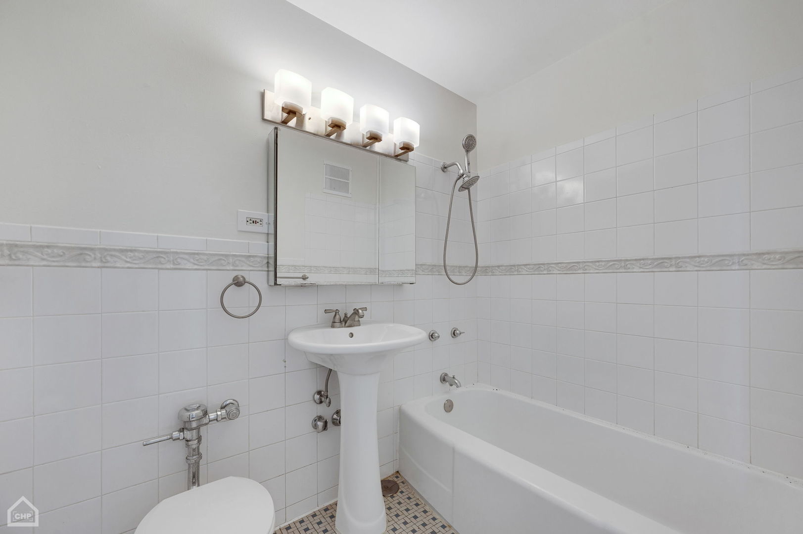 6030 North Sheridan Road, Unit 603 Chicago, IL 60660 - Photo 8 of 13