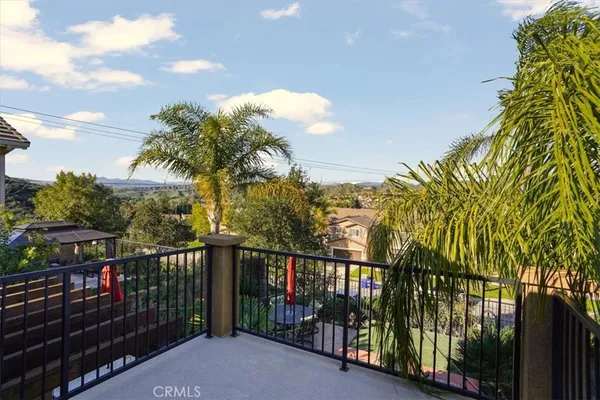 $769,999 | 20016 Satsuma Circle, Saugus, CA 91350