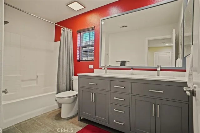 $799,999 | 20016 Satsuma Circle, Saugus, CA 91350