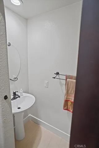 $799,999 | 20016 Satsuma Circle, Saugus, CA 91350