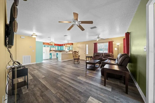 $400,000 | 12575 West Edwards Court, Inglis, FL 34449