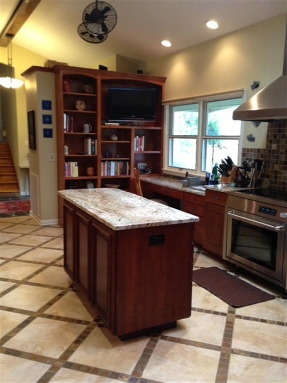 128 Ashley Road, Unit ASHLEY ESTATES Clemson, SC 29631 - Photo 8 of 25 Gallery Image 8