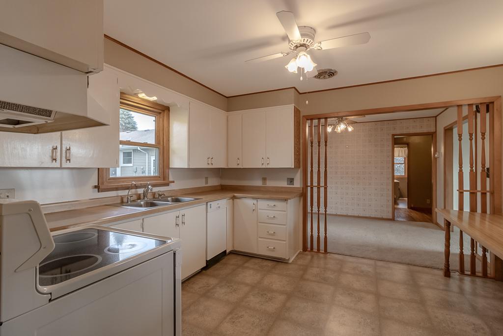 204 1st Street Welcome, MN 56181 - Photo 13 of 40