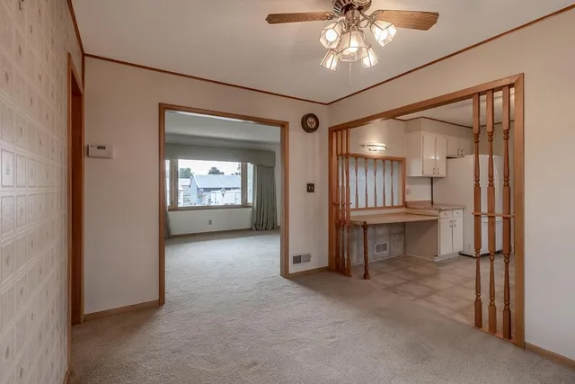 $164,900 | 204 1st Street, Welcome, MN 56181