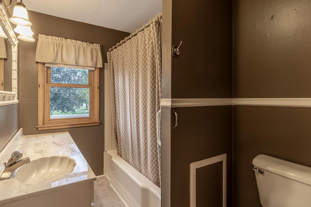 204 1st Street Welcome, MN 56181 - Photo 24 of 40