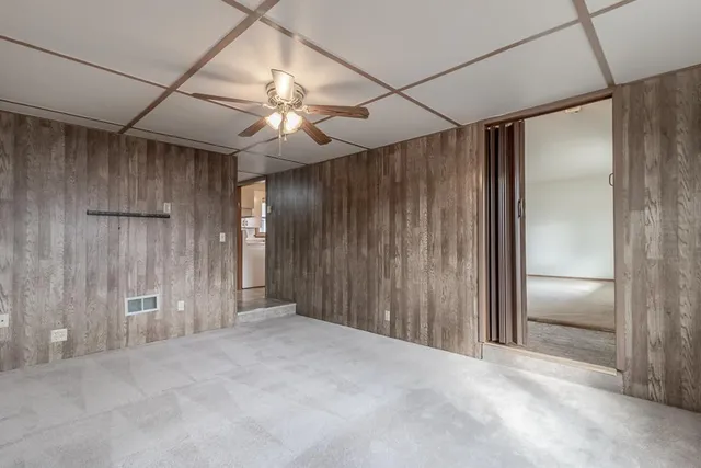 $164,900 | 204 1st Street, Welcome, MN 56181