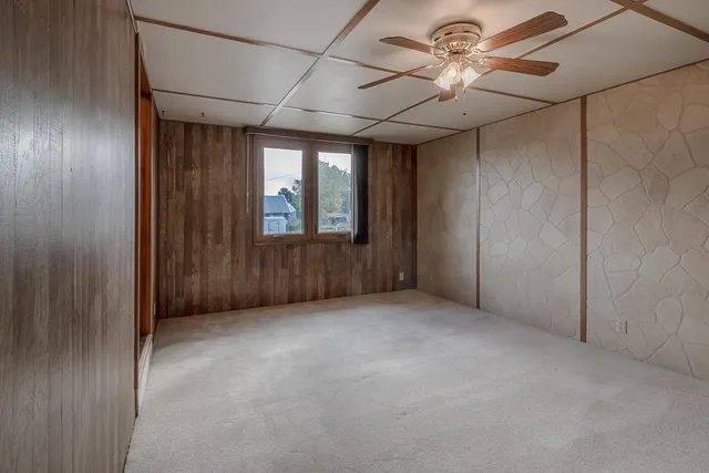 $164,900 | 204 1st Street, Welcome, MN 56181