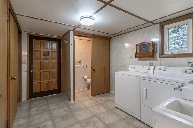 $164,900 | 204 1st Street, Welcome, MN 56181