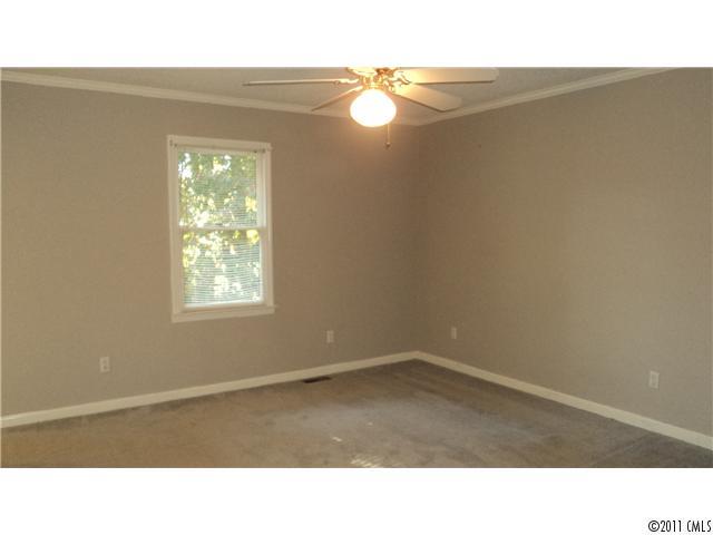 1295 Oak Canopy Road Lincolnton, NC 28092 - Photo 11 of 16 Gallery Image 11