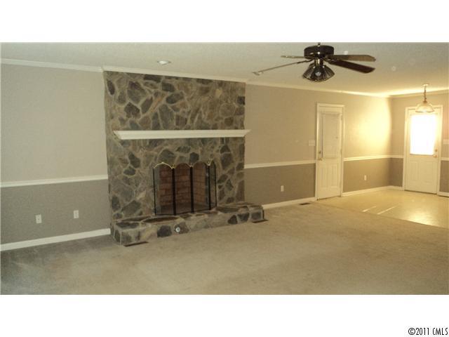 1295 Oak Canopy Road Lincolnton, NC 28092 - Photo 5 of 16 Gallery Image 5