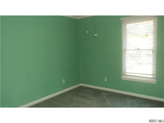1295 Oak Canopy Road Lincolnton, NC 28092 - Photo 9 of 16 Gallery Image 9