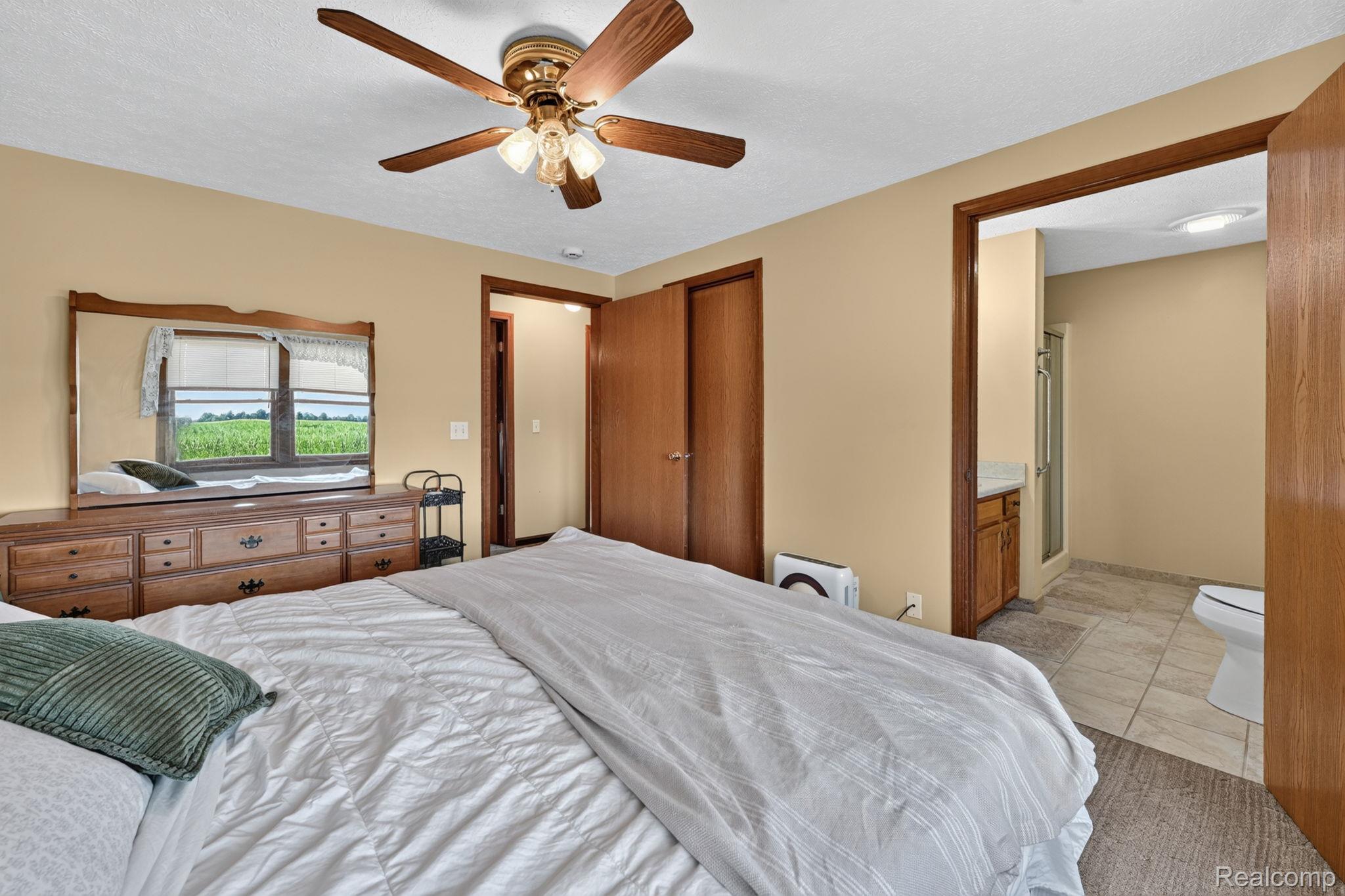 9889 Ditch Road Chesaning, MI 48616 - Photo 31 of 71 31-web-or-mls-DSC_8837.jpg
