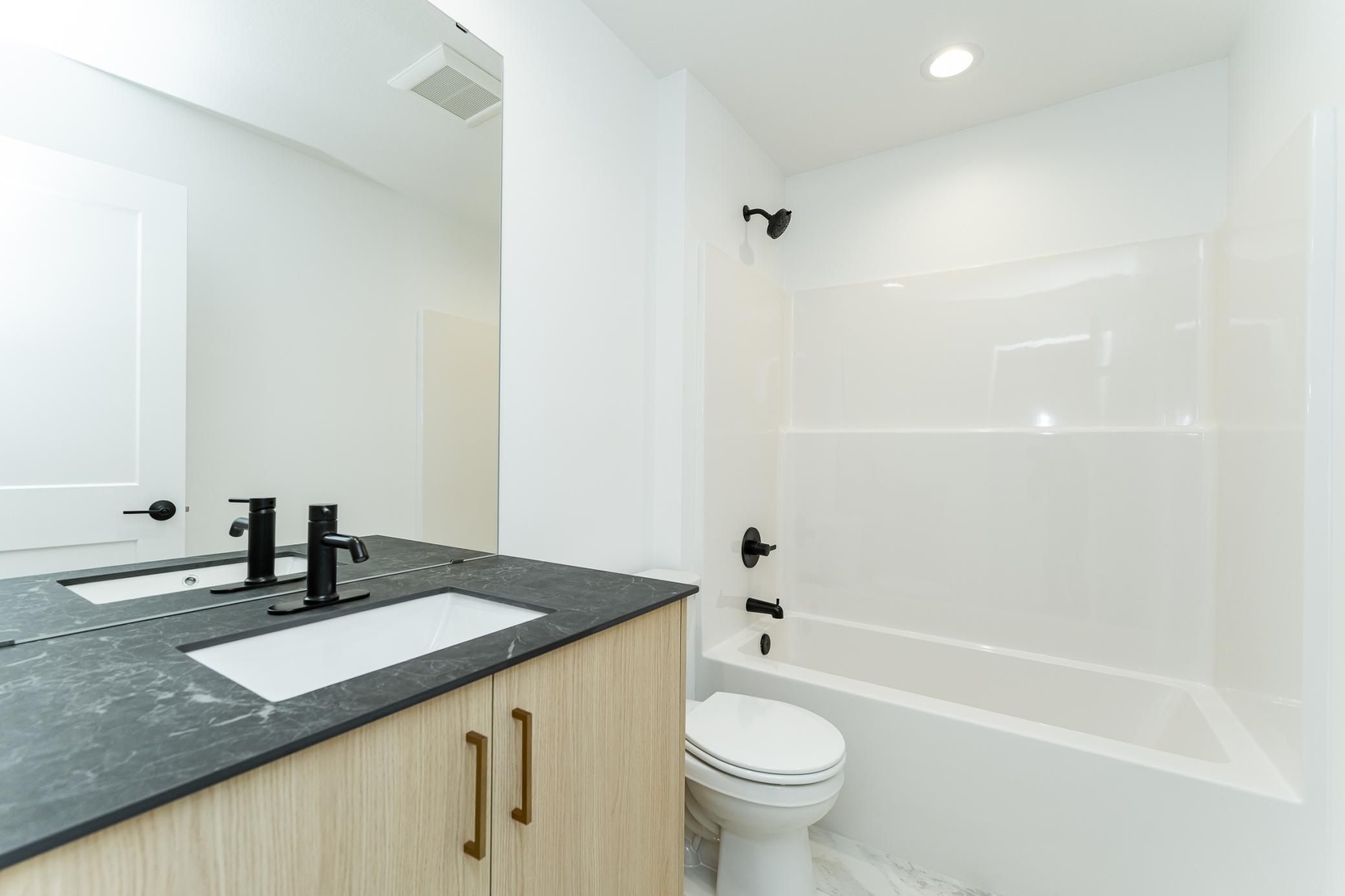 1125 Century Village Lane Northeast Rochester, MN 55906 - Photo 20 of 24