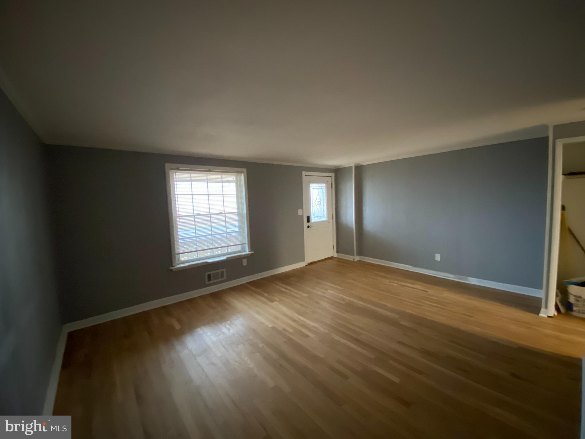 950 Middleborough Road Essex, MD 21221 - Photo 8 of 55