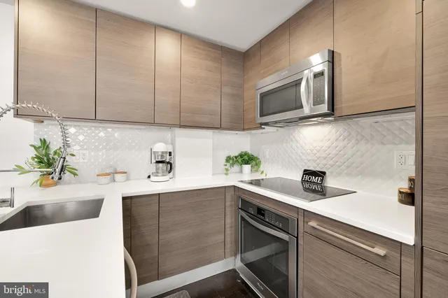 $350,000 | 3511 13th Street Northwest, Unit 404, Washington, DC 20010