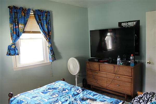 151 Ambrose Street Springfield, MA 01109 - Photo 10 of 11 Gallery Image 10