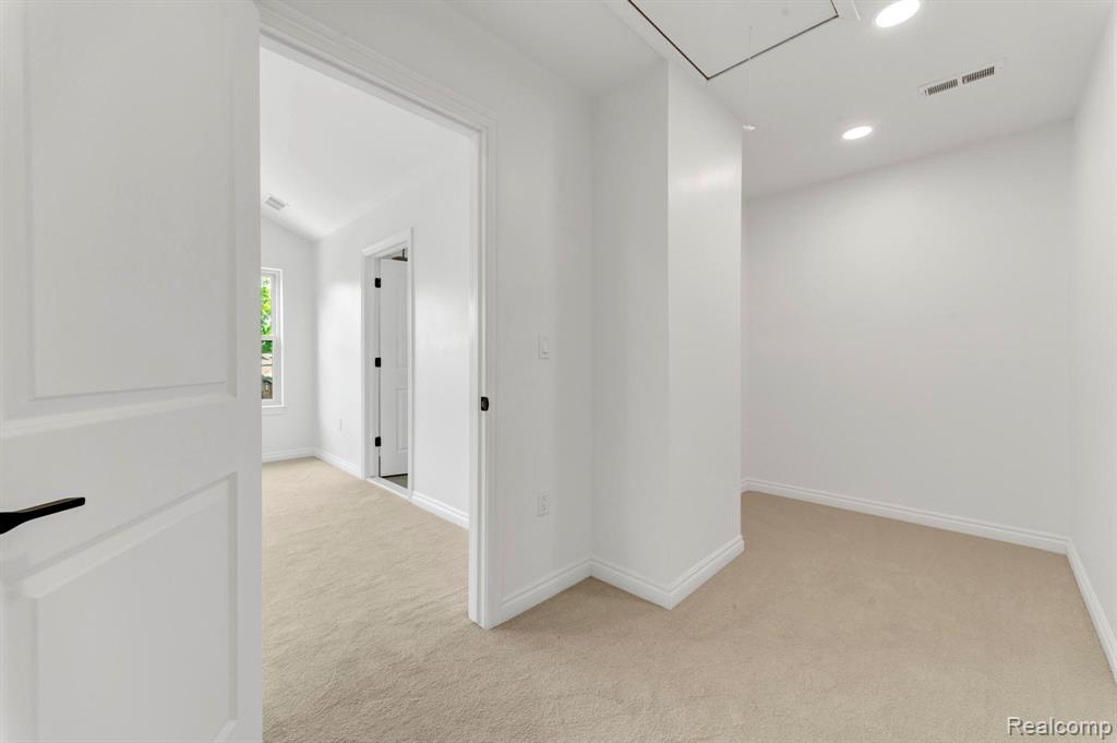 1285 Ruffner Avenue Birmingham, MI 48009 - Photo 35 of 50