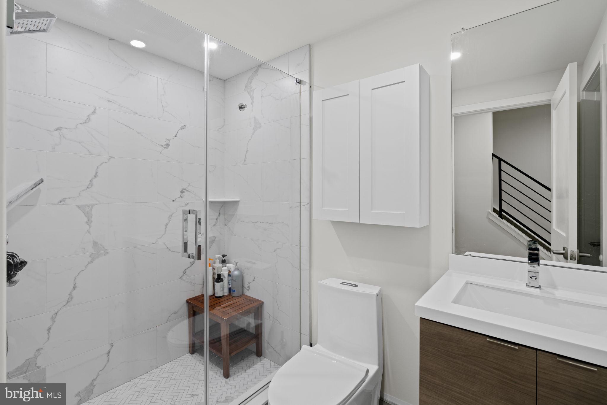 2428 Innovator Way, Unit A Philadelphia, PA 19146 - Photo 21 of 30 Bathroom 2