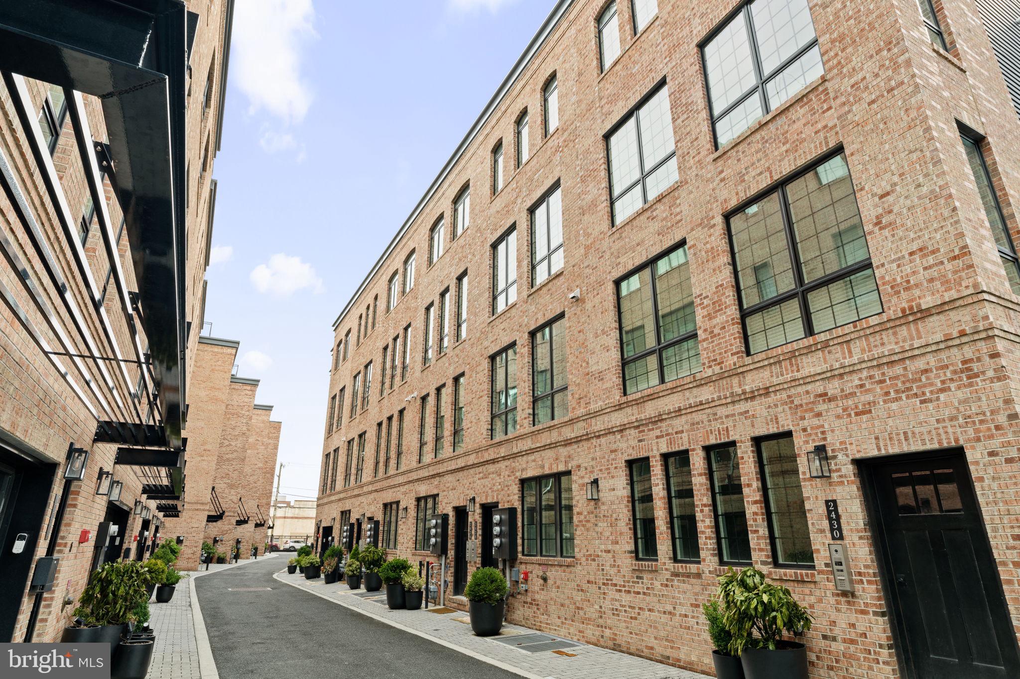2428 Innovator Way, Unit A Philadelphia, PA 19146 - Photo 4 of 30