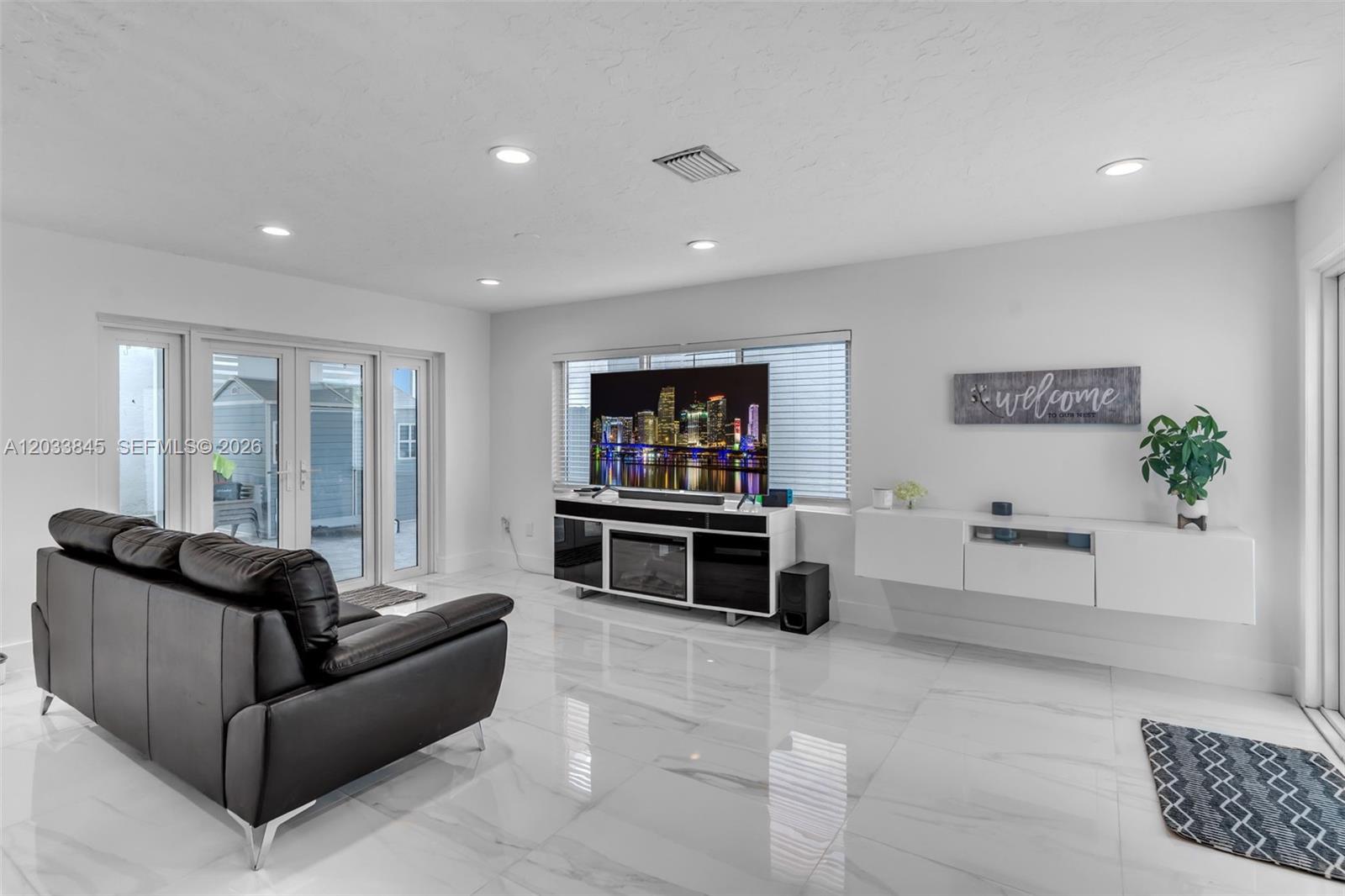 979 Northwest 126th Path Miami, FL 33182 - Photo 5 of 45