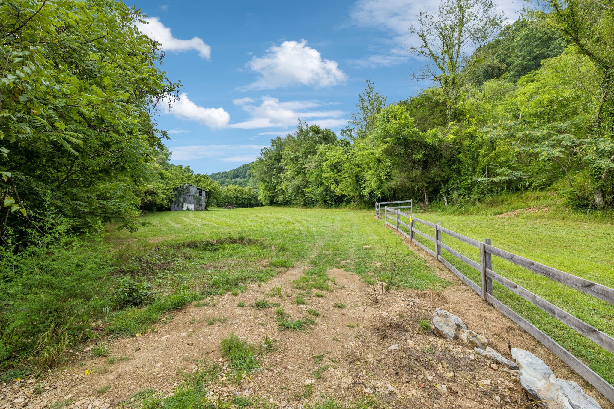296 Little Creek Road Pleasant Shade, TN 37145 - Photo 31 of 32 Gallery Image 31