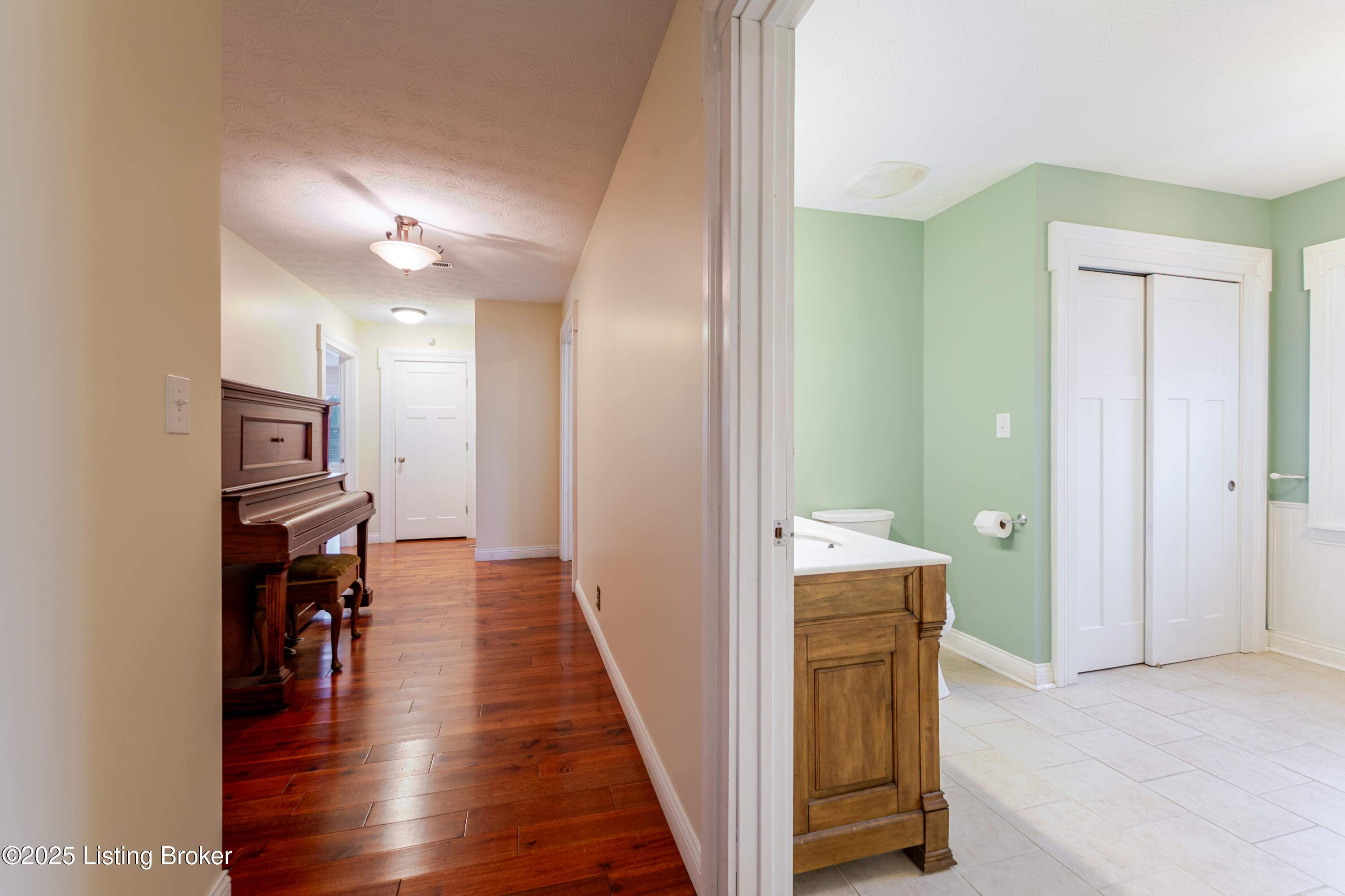 2990 Cedar Grove Road Shepherdsville, KY 40165 - Photo 19 of 72 2990 Cedar Grove Rd-21