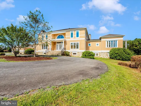 $1,795,000 | 12 Barley Field Court, Dickerson, MD 20842
