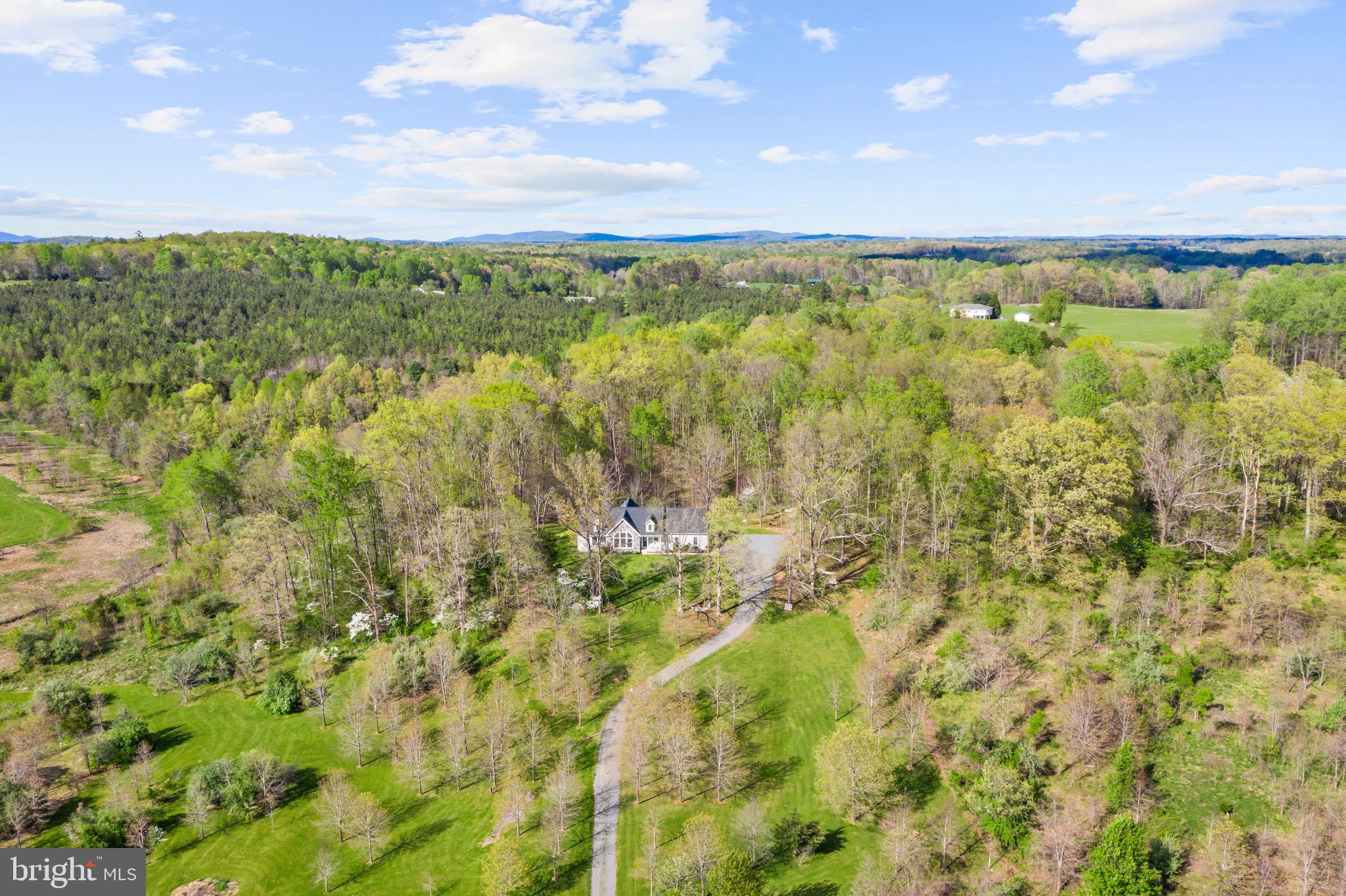 15289 Runneymede Way Rixeyville, VA 22737 - Photo 7 of 71 Gallery Image 7