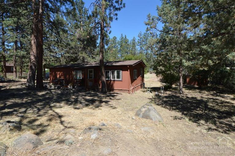 19992 Aspenwood Road Bend, OR 97702 - Photo 1 of 18 Front entrance