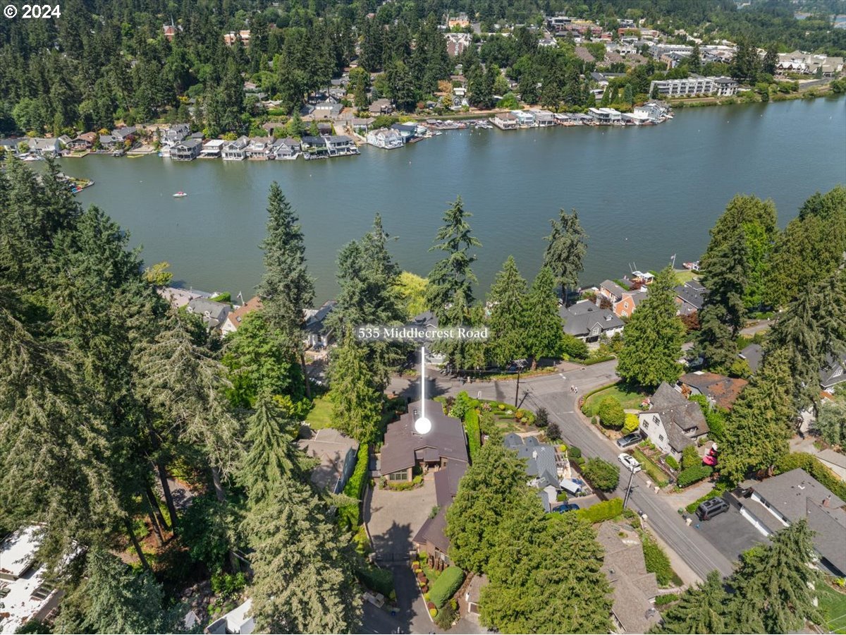 535 Middlecrest Road Lake Oswego, OR 97034 - Photo 46 of 46 Gallery Image 46